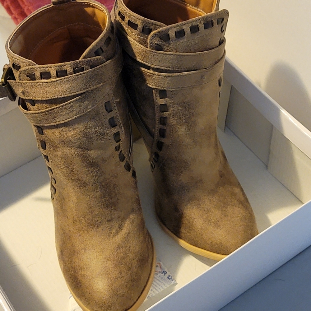 Boots